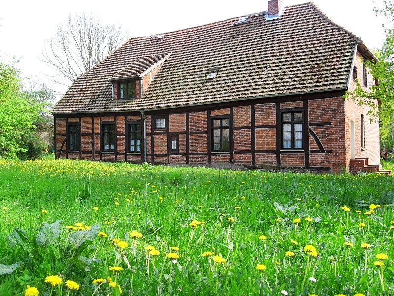 Datei:Fotopa Moisall k Pfarrhaus.jpg