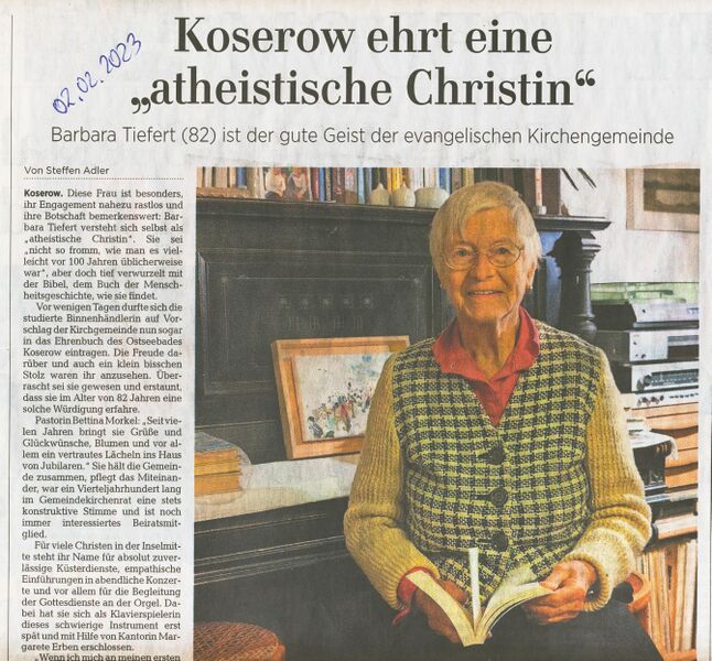 Datei:Barbara Tiefert 2023 Orgel 1.jpg