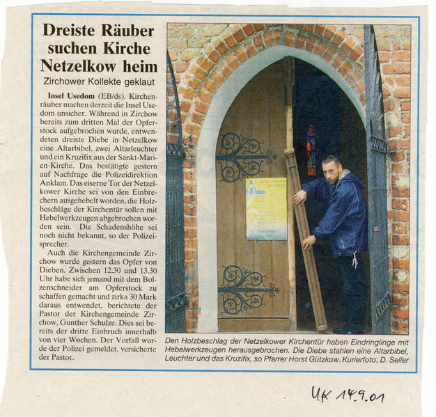 Datei:2001 Kirche Raub 2.jpg