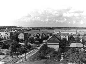 Blick zur Schule um 1970