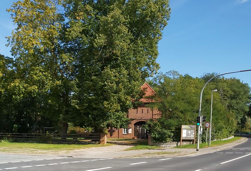 Datei:Zahrensdorf Pfarrhaus.jpg