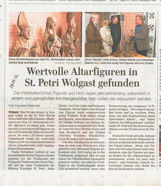 Datei:2022 Wolgast Petri Kirche Figuren.jpg