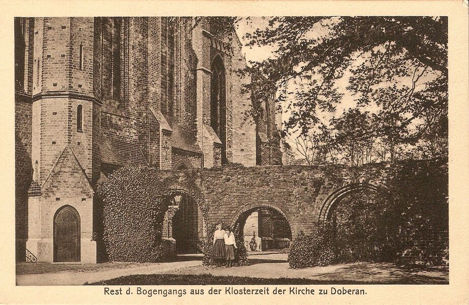 Dob1766.jpg