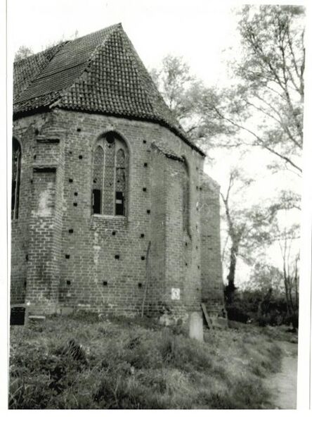 Datei:Eickelberg-Kirche vor 1989 06.jpg