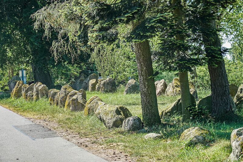 Datei:Hünengräber Stralendorf 5.jpg