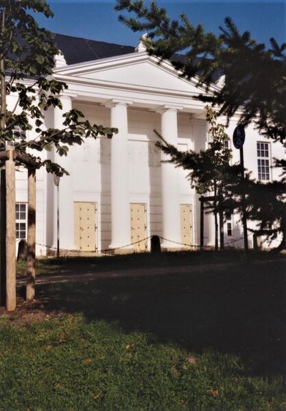 Datei:2004 Putbus Theater 1.jpg