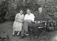 Ulrich Dunkel mit Frau und Sohn Ulrich
