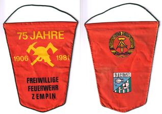 Winpel zum 75jährigen Bestehen der FF Zempin