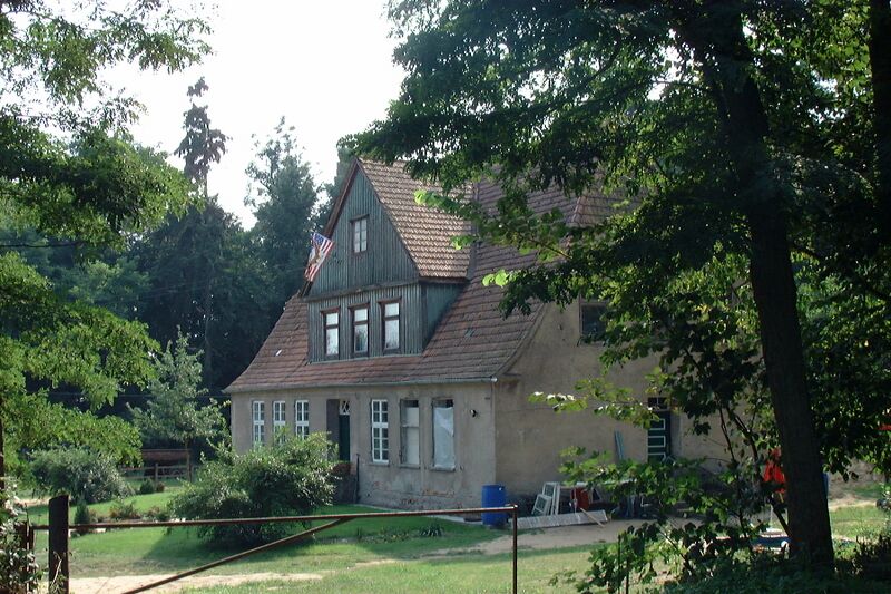 Datei:Kläden-KA Dobbertin 200 (2002).jpg