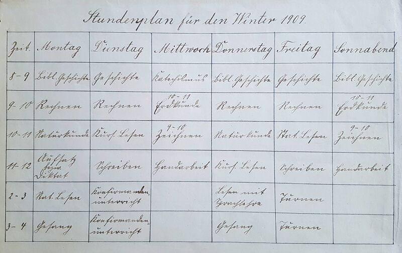 Datei:Zinnowitz Schulchronik Stundenplan.jpg