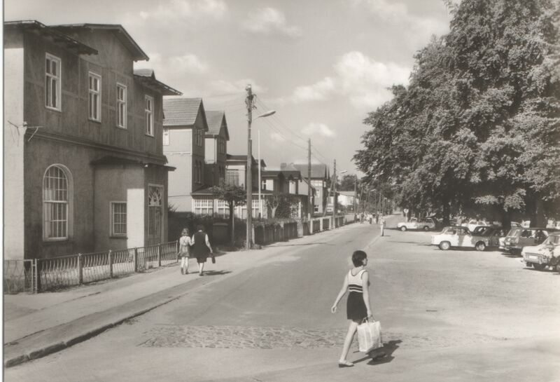 Datei:1984 Waldhaus.jpg