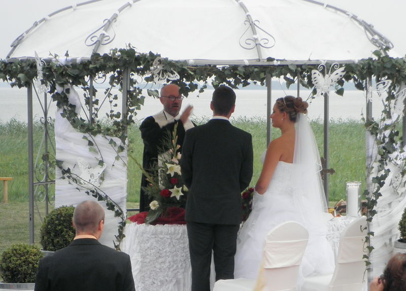 Datei:2013 Hochzeit Inselhof.jpg