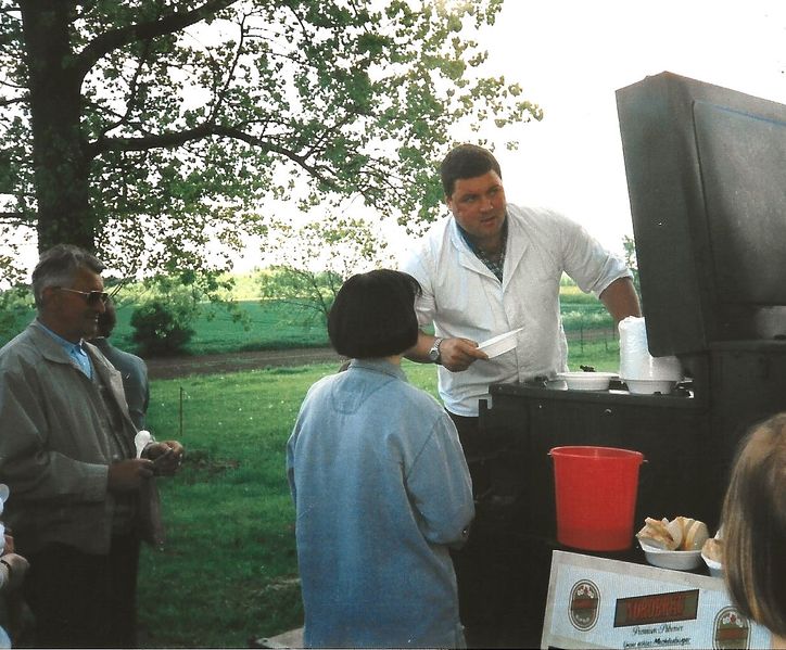 Datei:Fest 750 Gulaschkanone.jpg