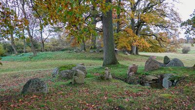 Hünengräber Pöglitz 1 3.jpg