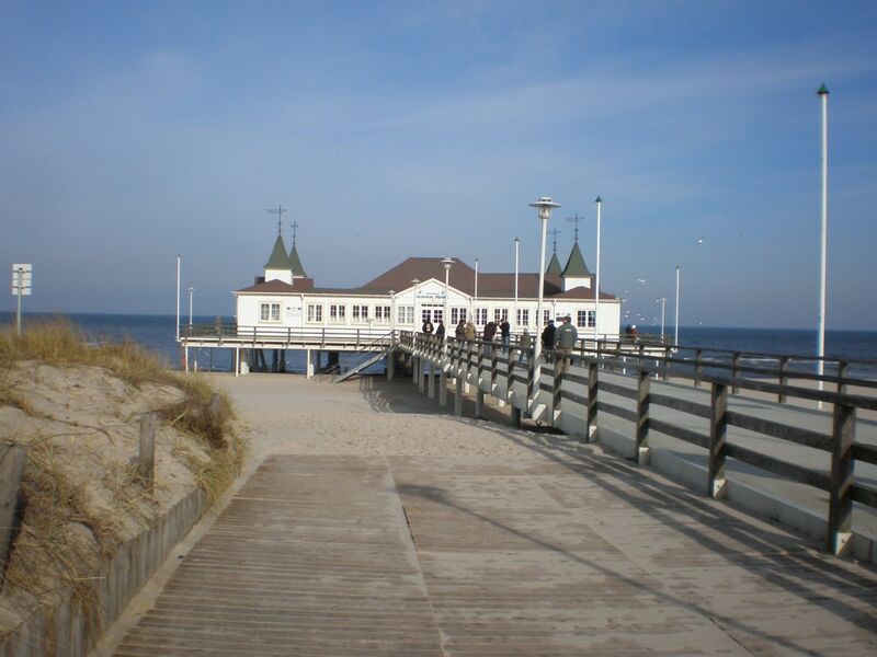 Datei:050 Ahlbeck Seebrücke.jpg