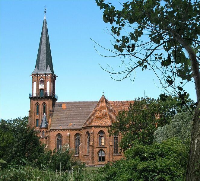 Datei:Wustrow Kirche 1868 erb.jpg