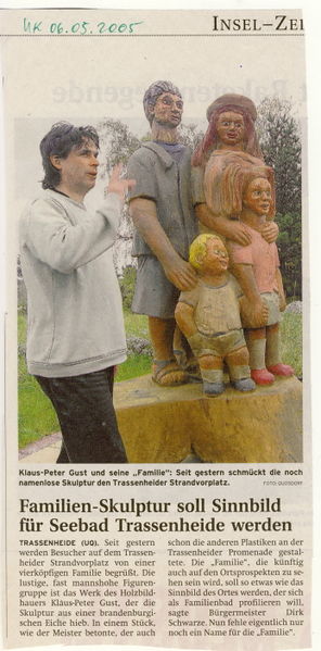 Datei:2005 Skulptur Familie.jpg