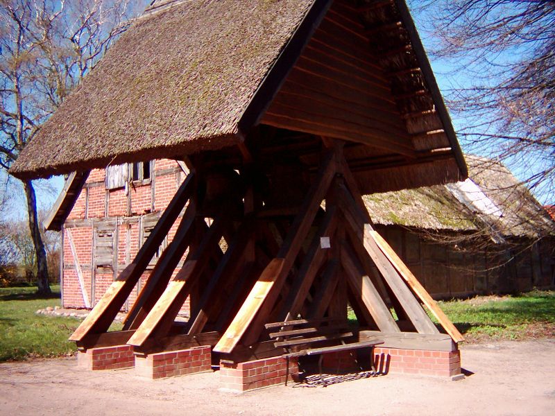 Datei:Liepe 2005.jpg