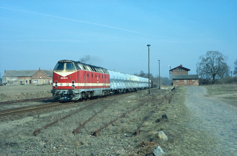 Datei:Friedrichsruhe 219 018.jpg