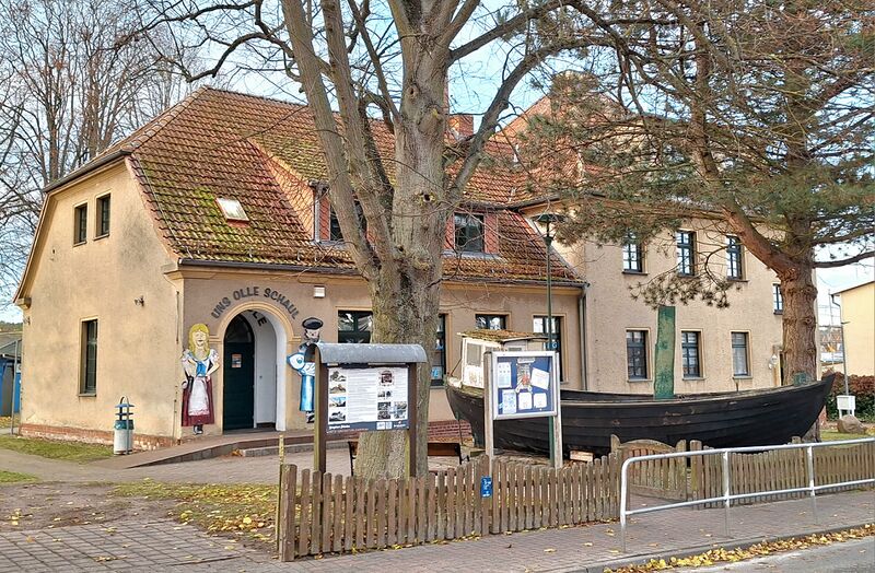 Datei:Zempin-Schule 2024.jpg