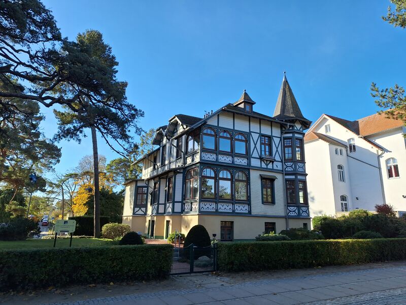 Datei:Zinnowitz-Schwalbennest 2023.jpg