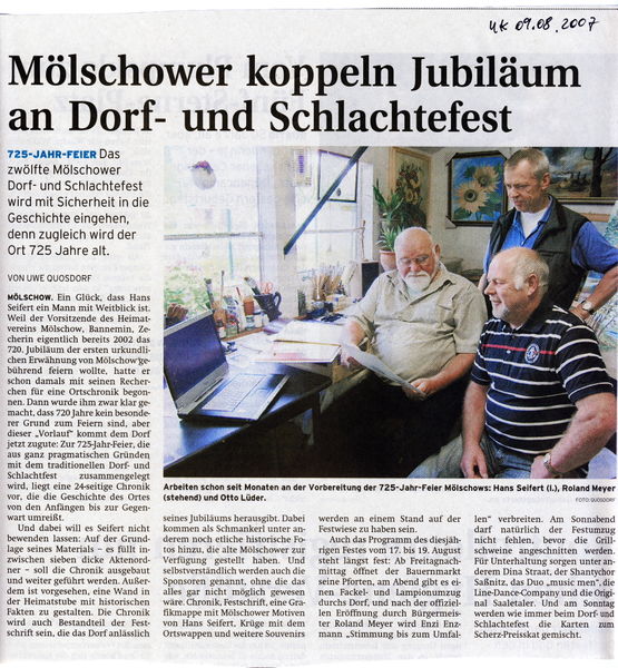 Datei:2007 Mölschow Dorffest.jpg