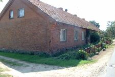 Klein Upahl-KA Dobbertin 920 (2002).jpg