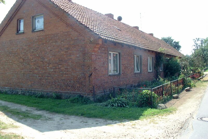 Datei:Klein Upahl-KA Dobbertin 920 (2002).jpg