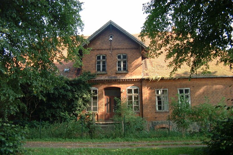 Datei:Mühlenhof-KA Dobbertin 979 (2002).jpg