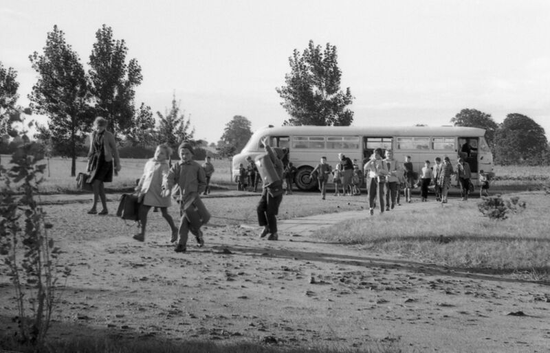 Datei:Schulbus Proseken.jpg
