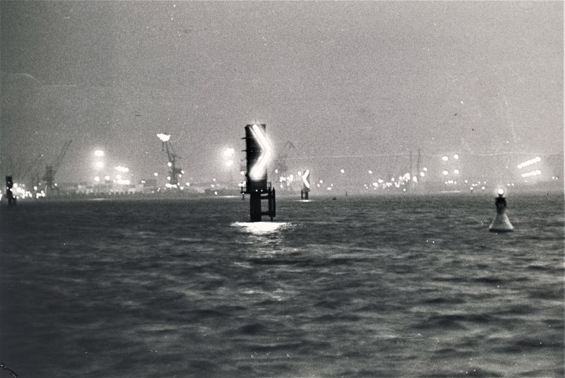 Datei:Seekanal Rostock Torfeuerkette 1978 J.Schmehl.JPG