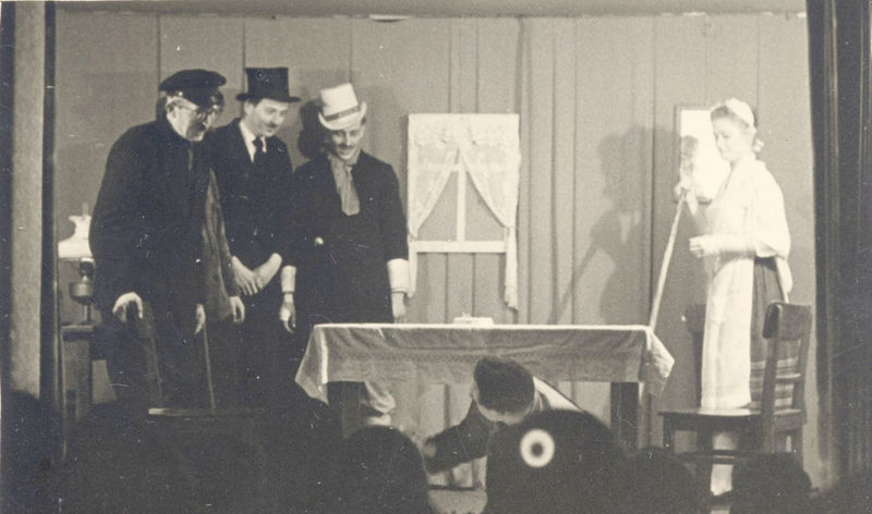 Datei:Moenchhagen theaterauffuehrung FFw 1957.jpeg