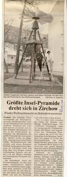 Datei:2002 Pyramide.jpg