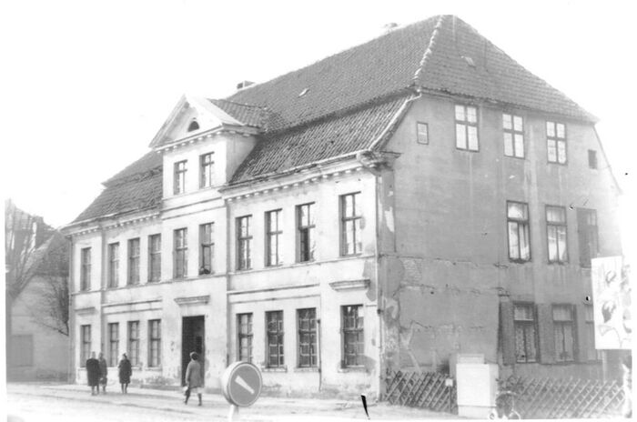 Dob1567.jpg