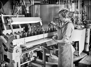 Produktion um 1930 (2).jpg