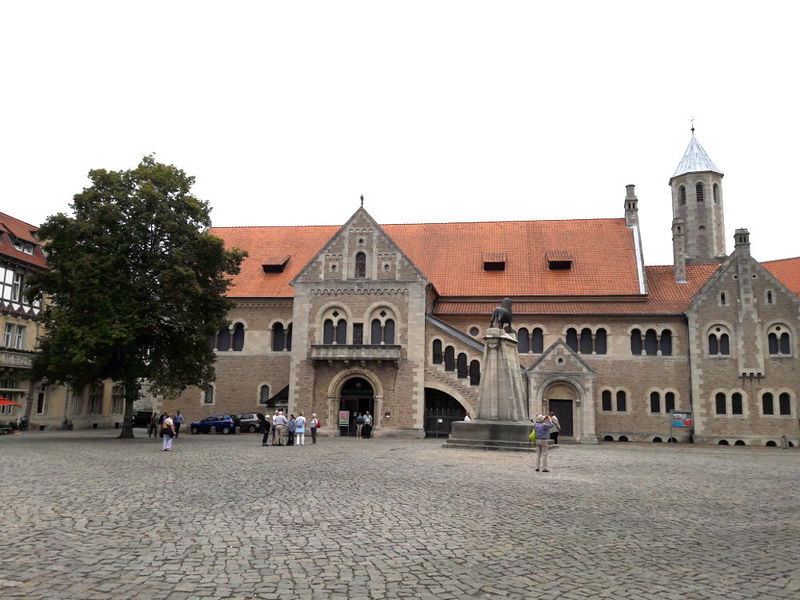 Datei:Braunschweig burg dankwarderode 2016.jpg
