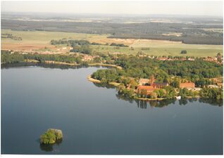 Dobbertin-Luftbild 121 (2000).jpg