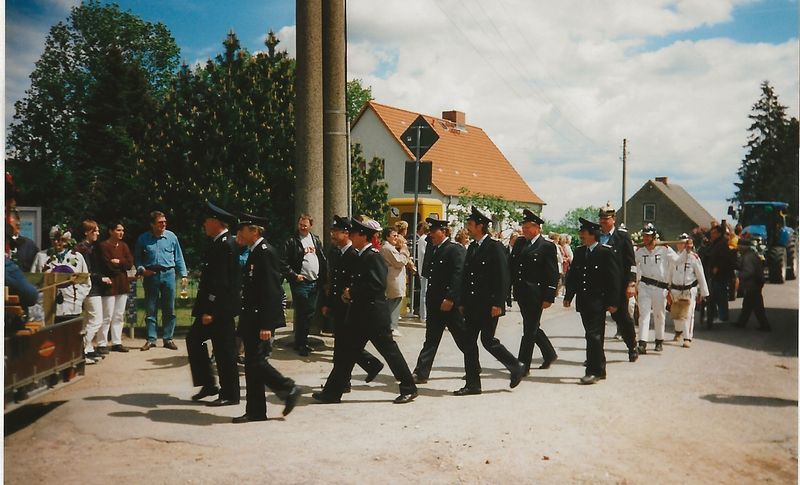 Datei:Festumzug 750 aus Roidin.jpg