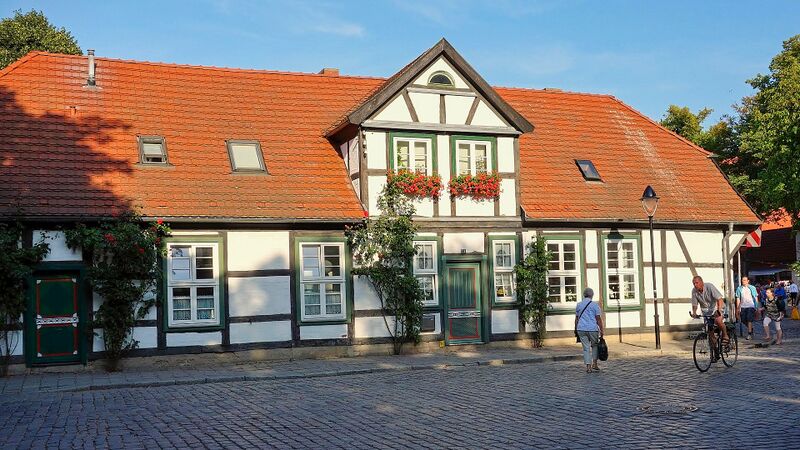Datei:Fotopa Warnemünde k Pfarrhaus.jpg