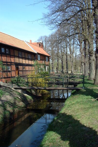 Datei:Boizenburg (Elbe)-20 (2003).jpg