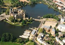 Schwerin-Luftbild 1082 (2000).jpg