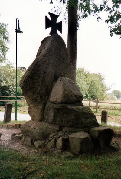 Granzin Kriegerdenkmal.jpg