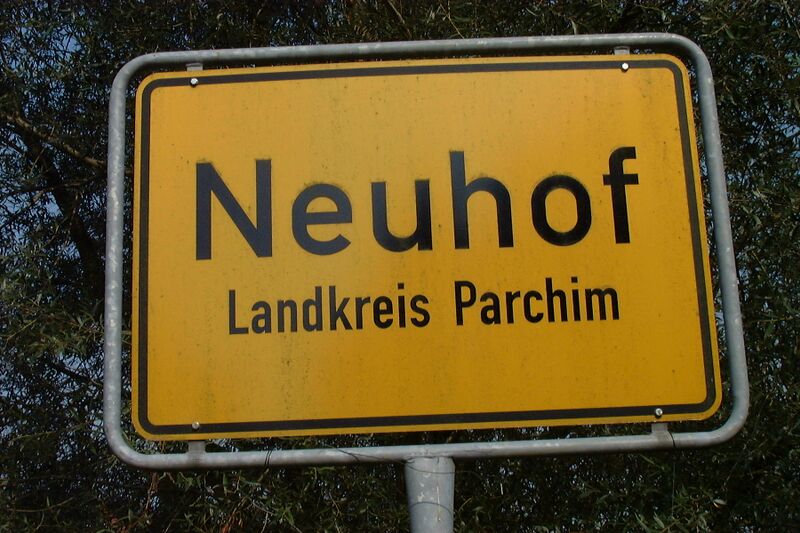 Datei:Neuhof-KA Dobbertin 201 (2002).jpg