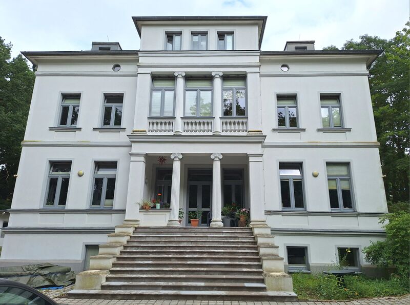 Datei:Zinnowitz-Villa Erika von Brockdorff-2024.jpg