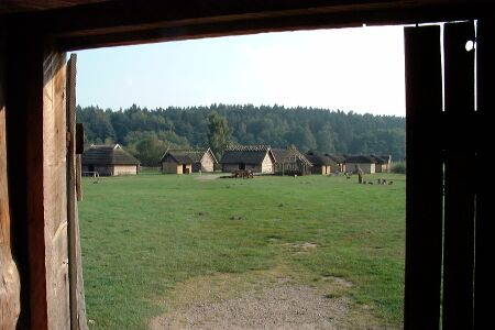 Groß Raden-Archäologisches Freilichtmuseum 09 (2002).jpg