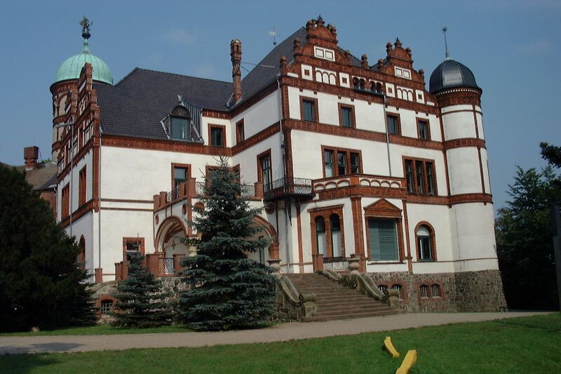 Datei:Willigrad-Schloß 63 (2002).jpg