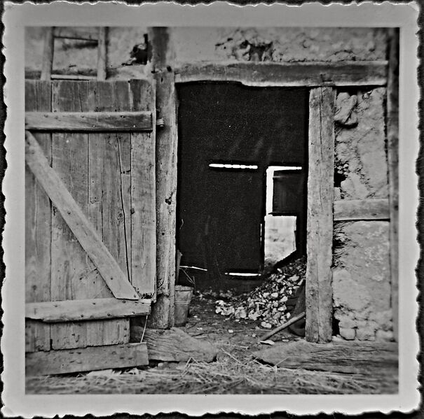 Datei:Goldenbow Hufe4 Scheune 1.jpg