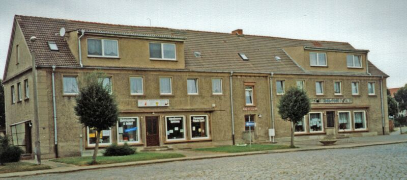 Datei:Mestlin-Konsum (1999).jpg