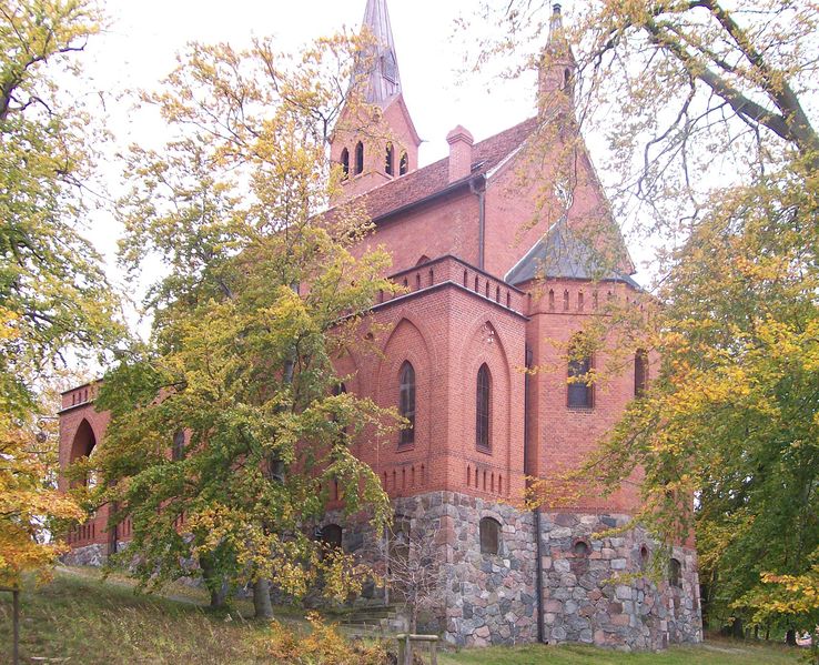 Datei:Heringsdorf Kirche.jpg