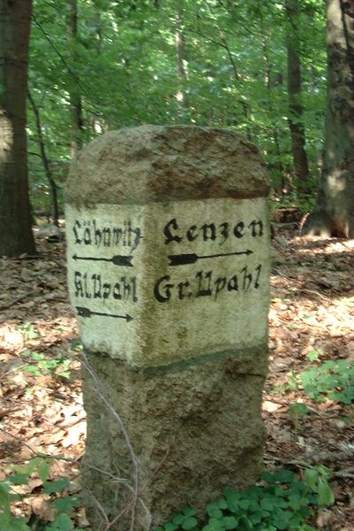 Datei:Klein Upahl-KA Dobbertin 912 (2002).jpg